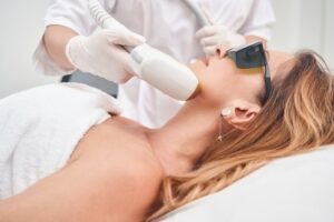 Épilation à la lumière pulsée : quels sont les risques ?